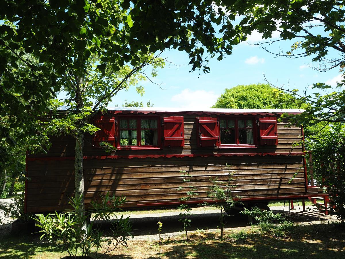Les Chalets Des Mousquetaires Mirepoix  المظهر الخارجي الصورة