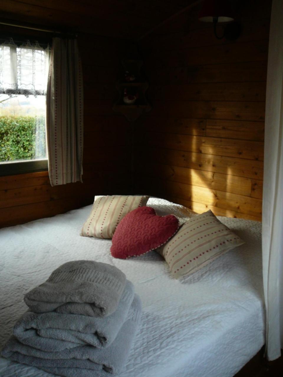 Les Chalets Des Mousquetaires Mirepoix  المظهر الخارجي الصورة